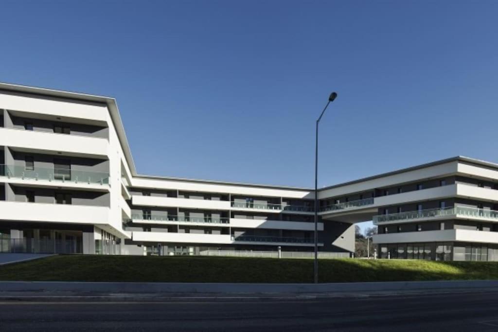 Modern & Strategic Apartment Siena Exterior foto